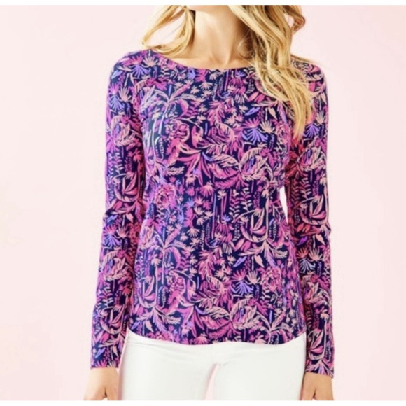 Lilly Pulitzer Tops - Lilly Pulitzer Sz XS Long Sleeve‎ Top Navy Pink Tropical Twist Back Cutout